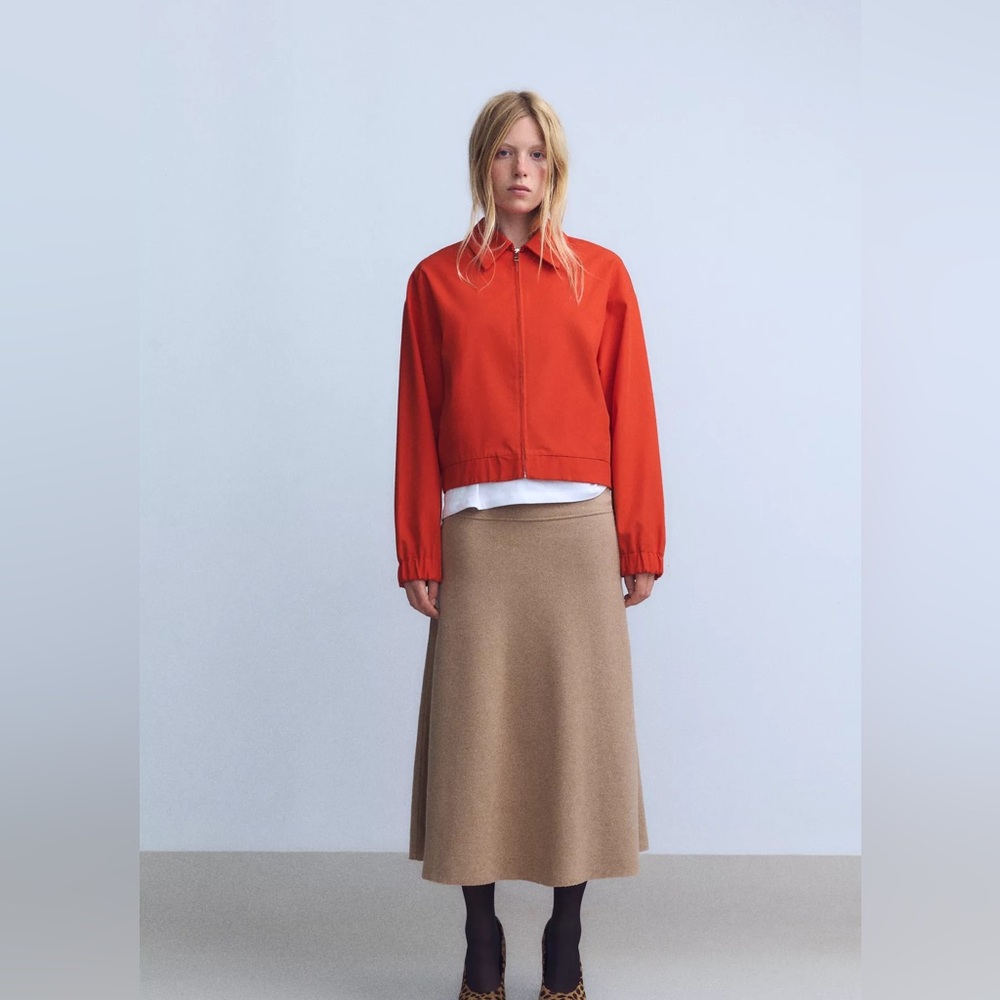 VOLUMINOUS SOFT MIDI SKIRT SZ S New no tags Mid- Camel